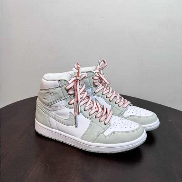 Air Jordan 1 Retro High OG Seafoam - Size 6 - Picture 1 of 9